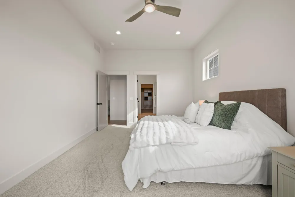 2560 Noellyn Drive Berrien Springs, MI 49103