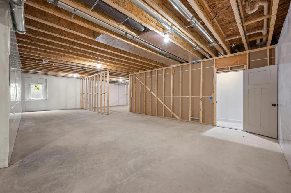 2560 Noellyn Drive Berrien Springs, MI 49103