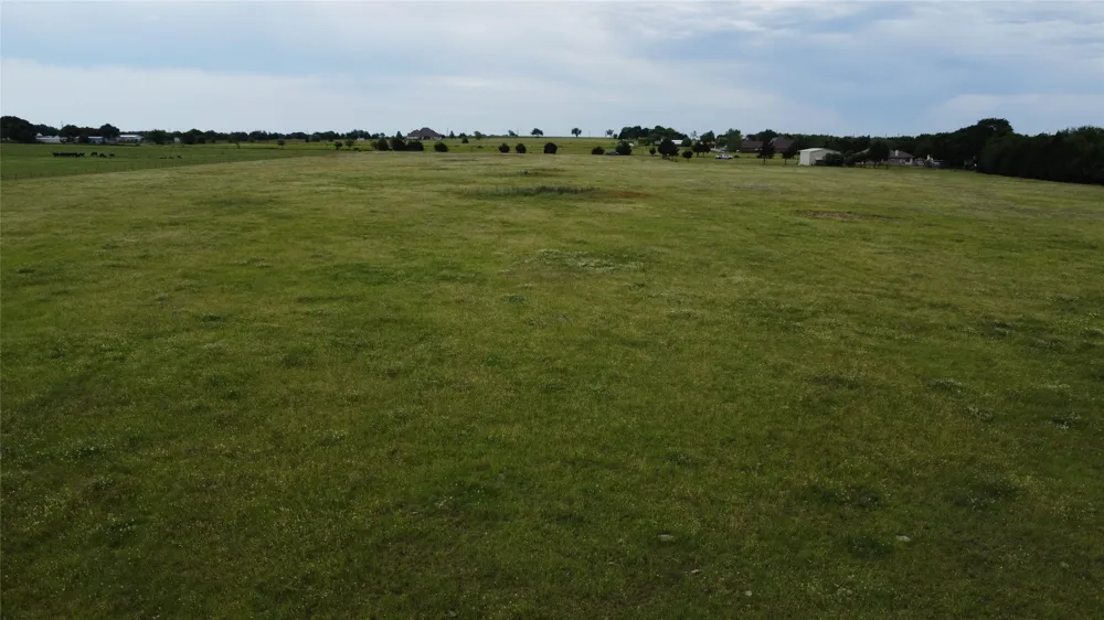 S Hampton Road Oak Leaf, TX 75154