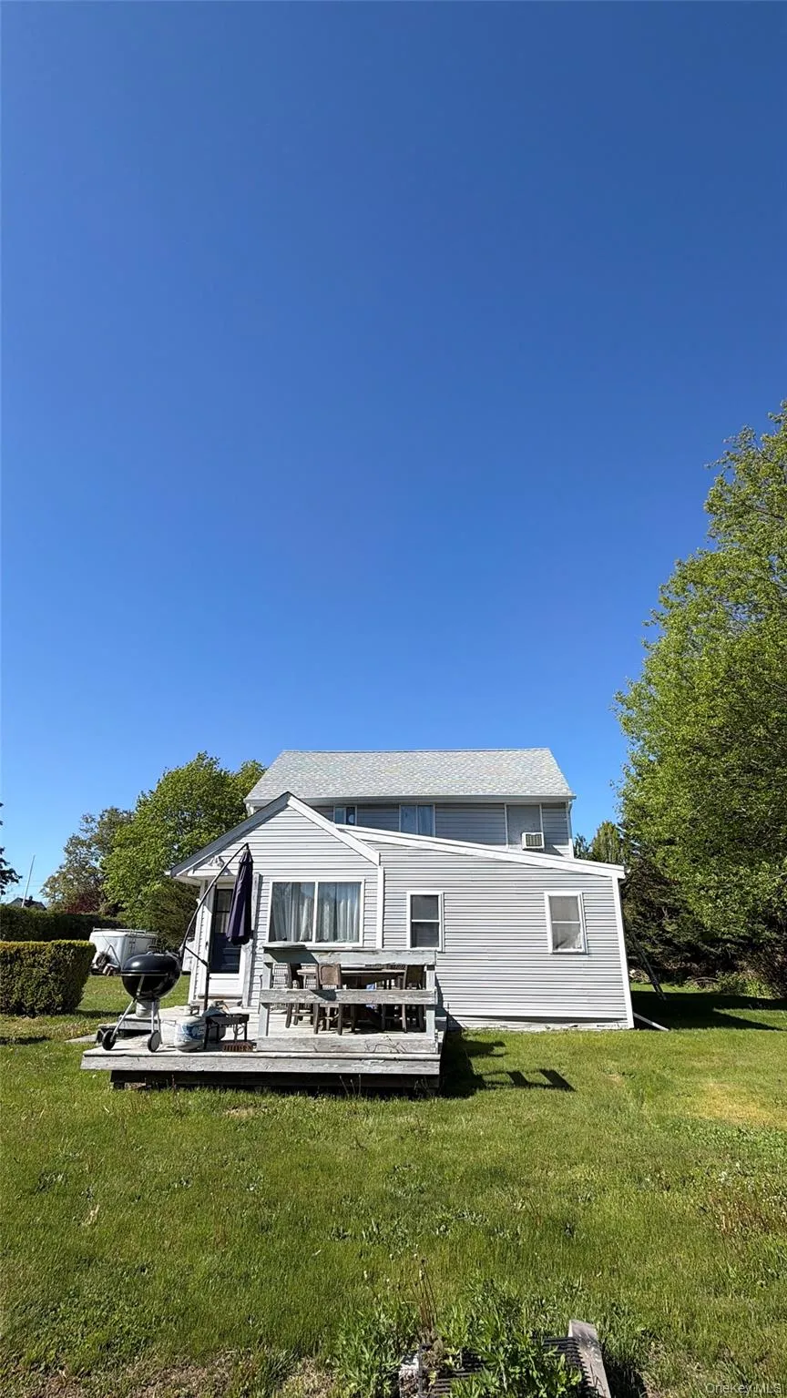 248 County Rd 39 Southampton, NY 11968