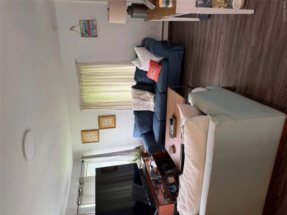 248 County Rd 39 Southampton, NY 11968