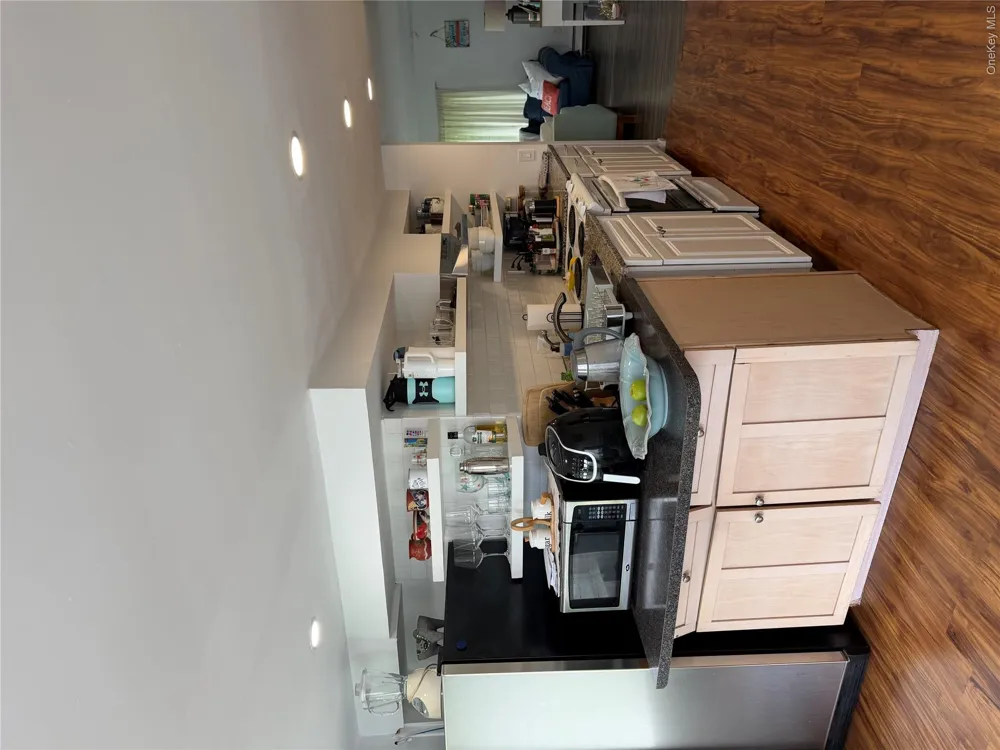 248 County Rd 39 Southampton, NY 11968