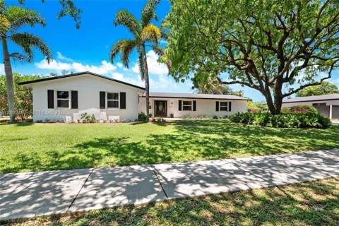 15700 SW 87th Ave