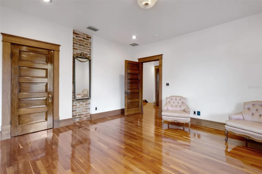 716 E LIME STREET Lakeland, FL 33801