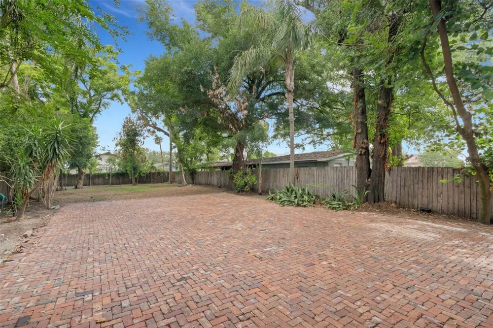 716 E LIME STREET Lakeland, FL 33801