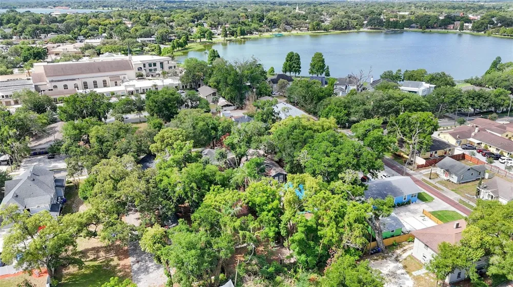 716 E LIME STREET Lakeland, FL 33801