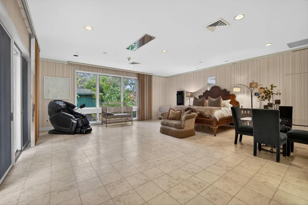 2801 Merriman Street Port Neches, TX 77651