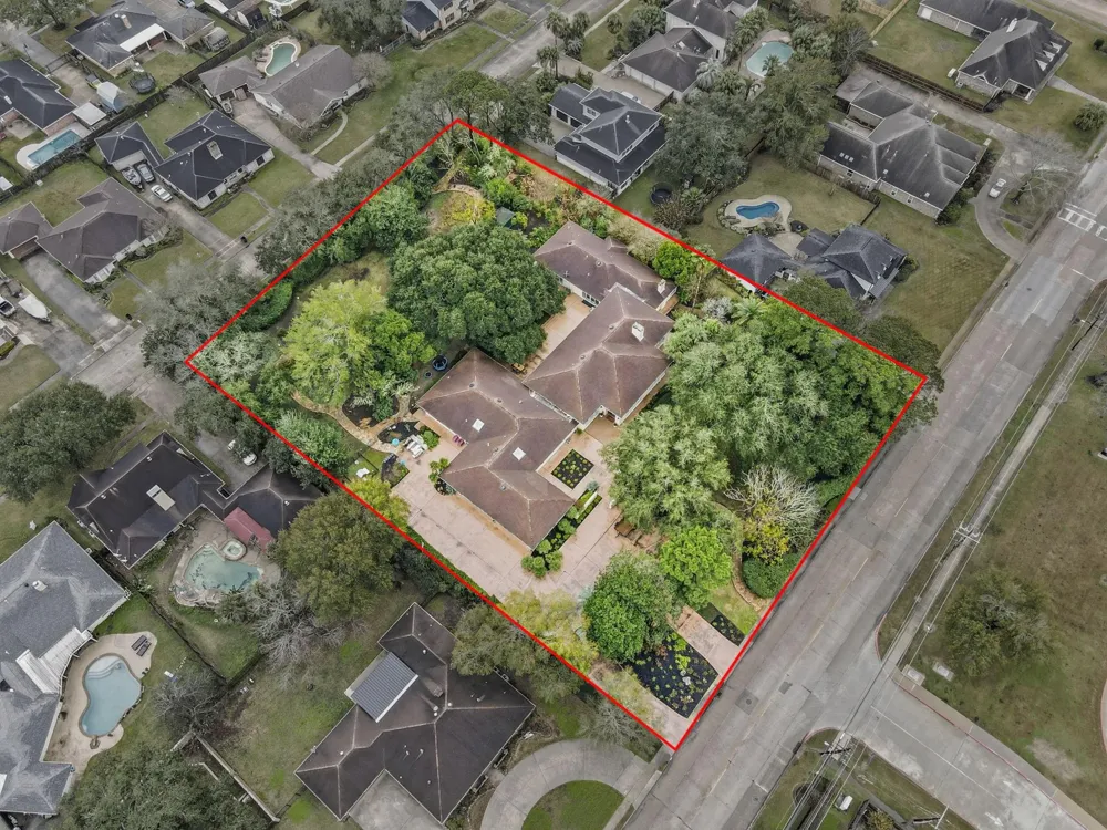 2801 Merriman Street Port Neches, TX 77651