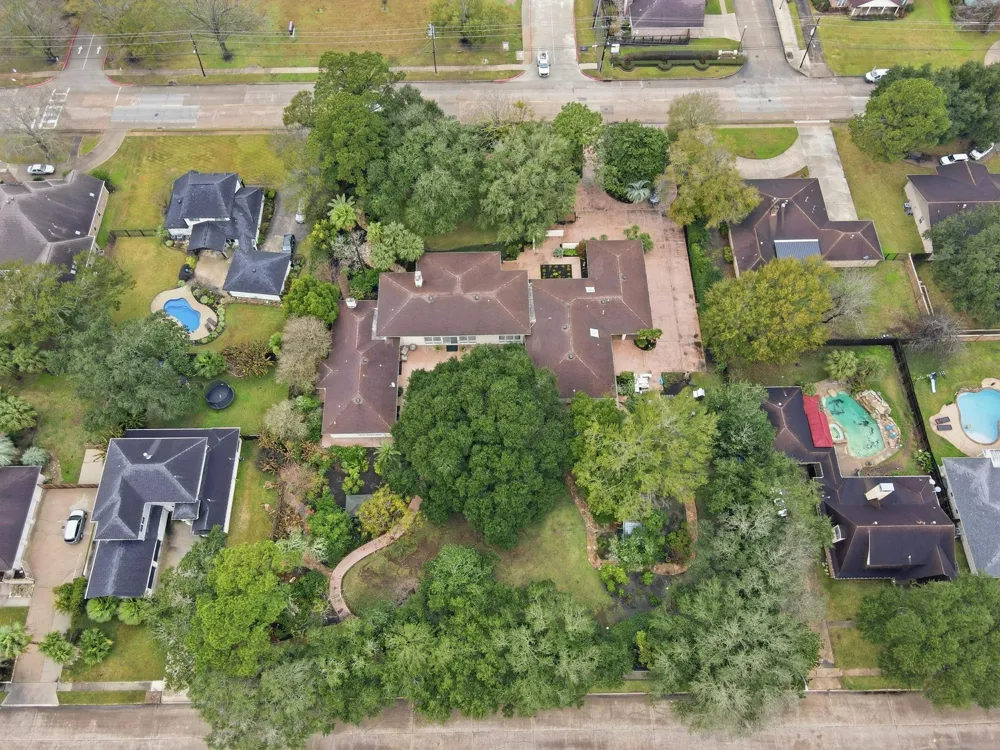 2801 Merriman Street Port Neches, TX 77651