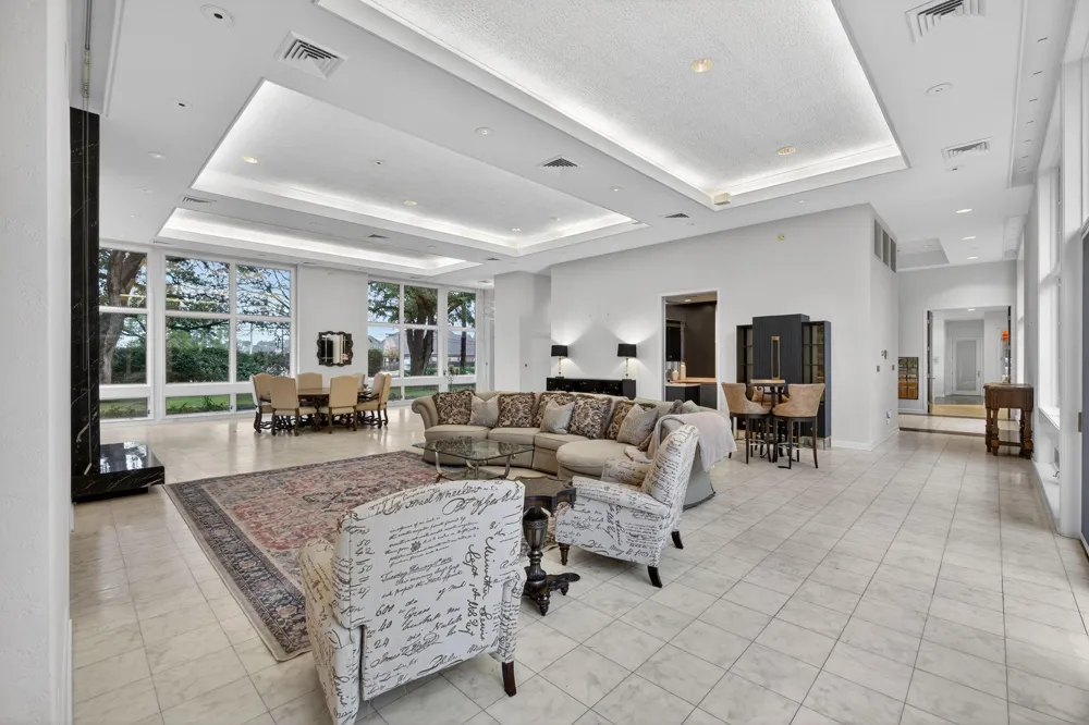 2801 Merriman Street Port Neches, TX 77651