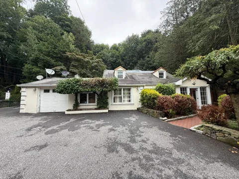 445 W Hartsdale Avenue