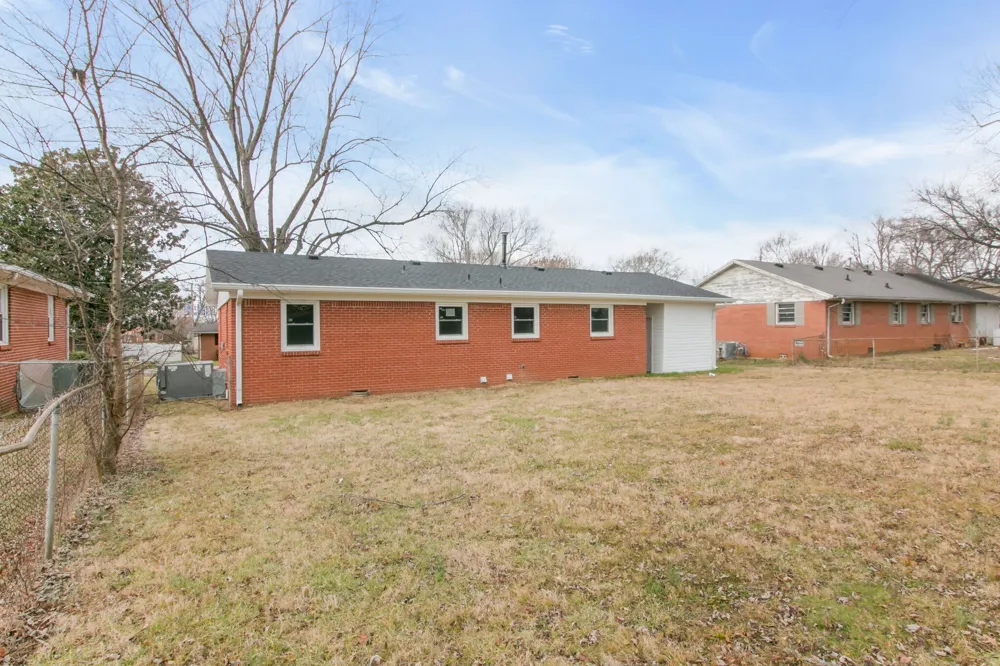 3610 Gale Ln Hopkinsville, KY 42240