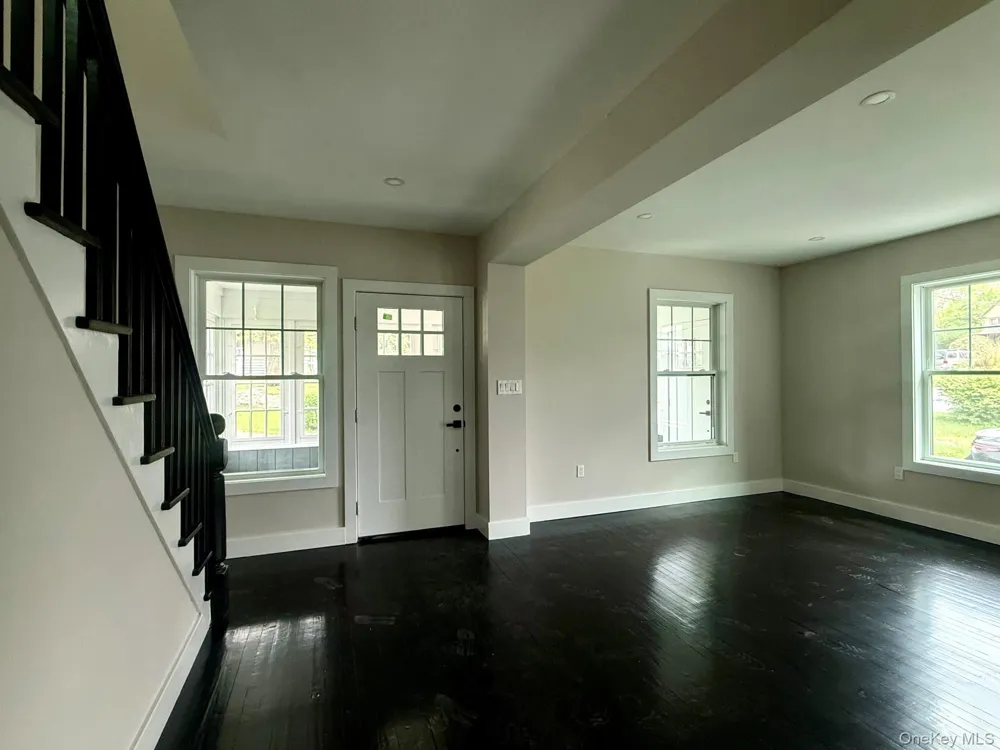 7 Frost Lane Cornwall, NY 12518