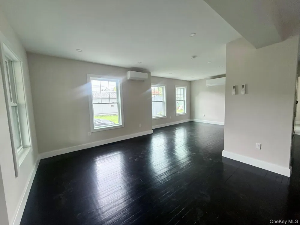 7 Frost Lane Cornwall, NY 12518