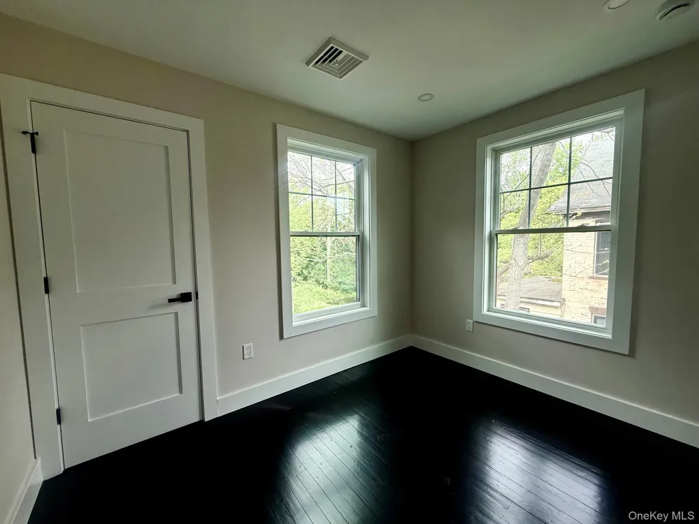 7 Frost Lane Cornwall, NY 12518