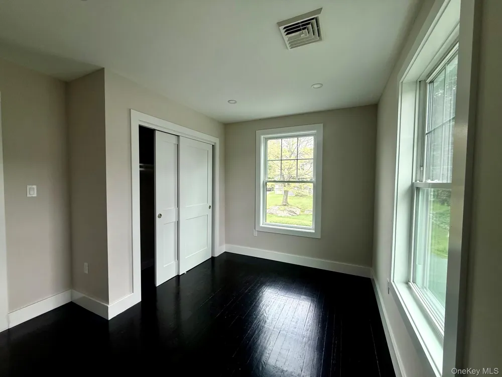 7 Frost Lane Cornwall, NY 12518
