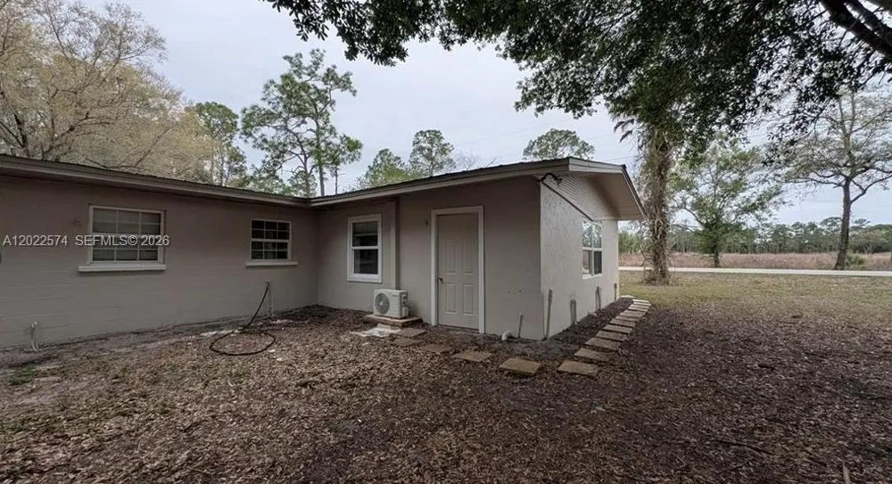 660 MISSOURI ST La Belle, FL 33935