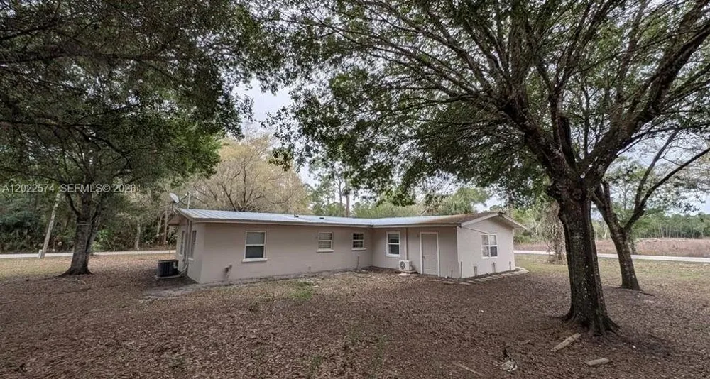 660 MISSOURI ST La Belle, FL 33935