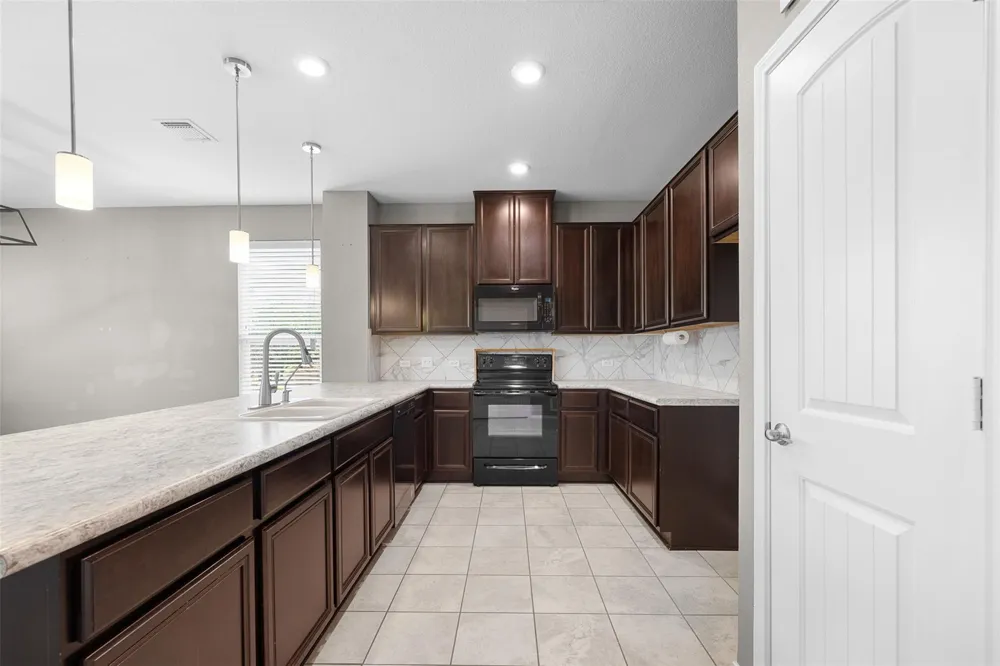 9104 Lonesome Oak Drive Temple, TX 76502