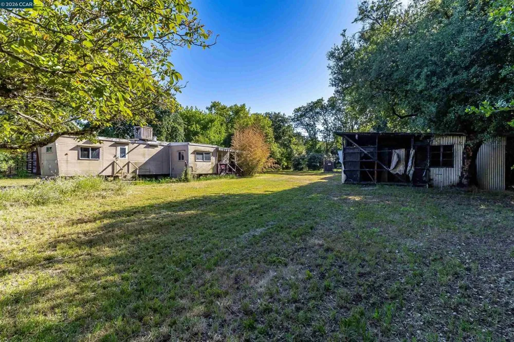 19317 Olive Ave Sonoma, CA 95476