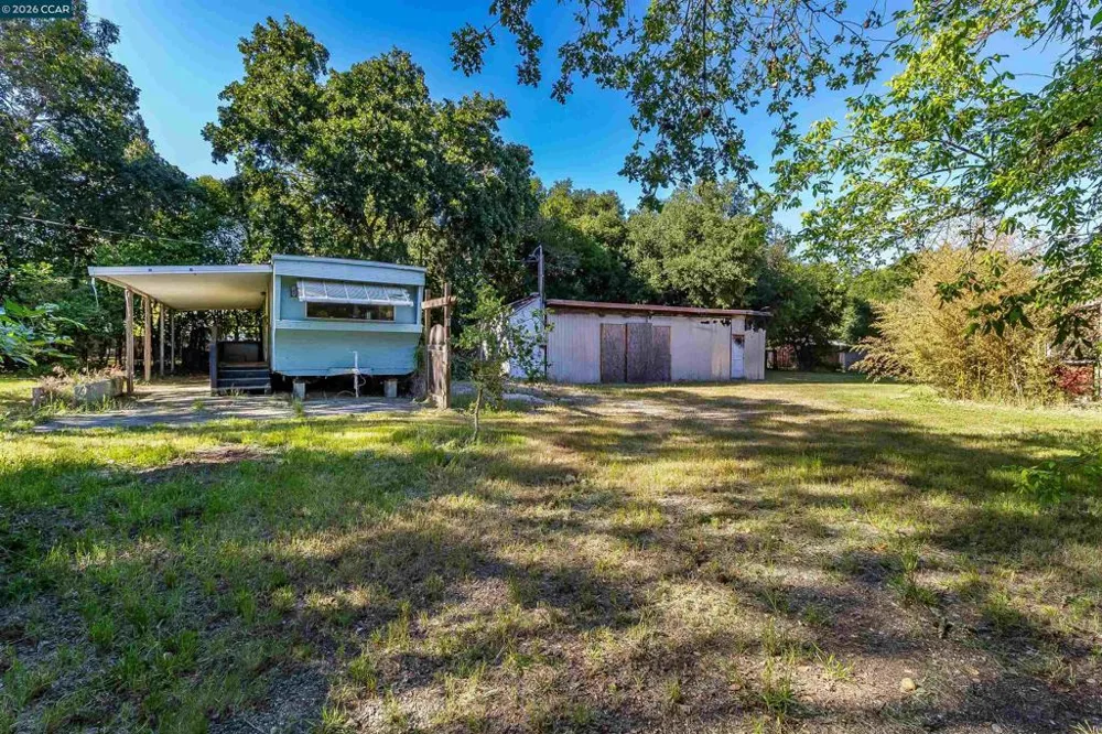 19317 Olive Ave Sonoma, CA 95476