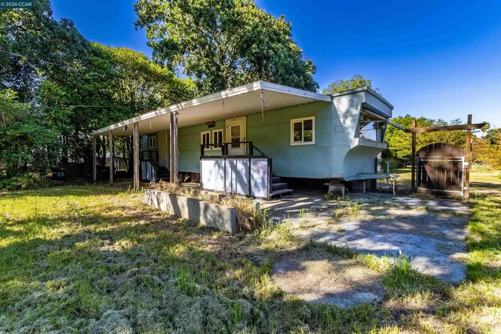 19317 Olive Ave Sonoma, CA 95476