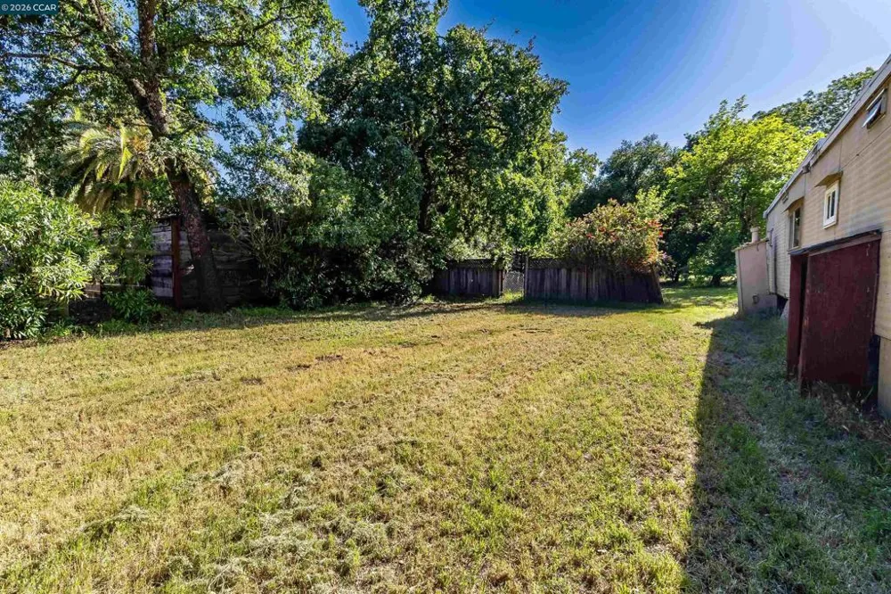19317 Olive Ave Sonoma, CA 95476