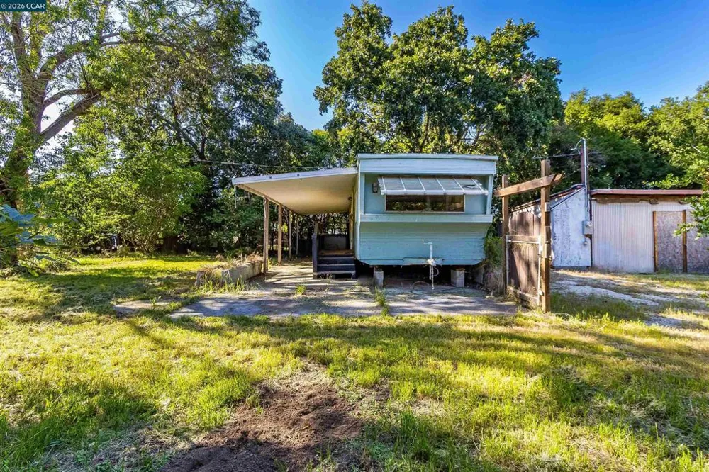 19317 Olive Ave Sonoma, CA 95476
