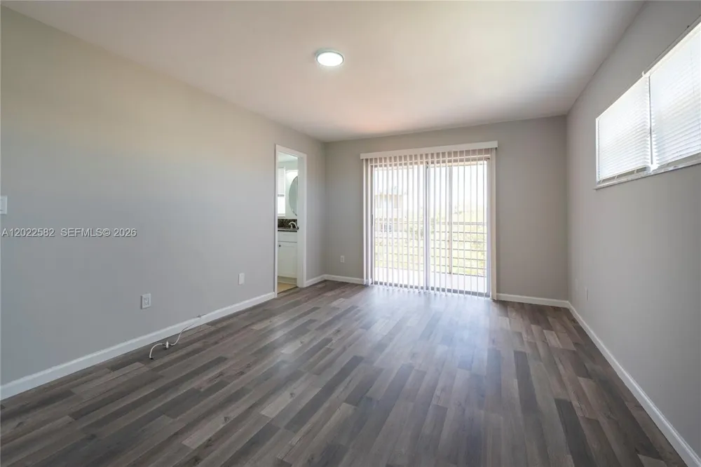 4111 Stirling Rd #509 Dania Beach, FL 33314