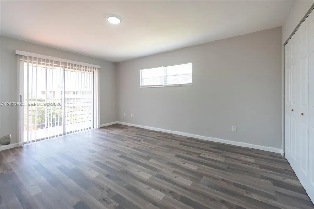4111 Stirling Rd #509 Dania Beach, FL 33314