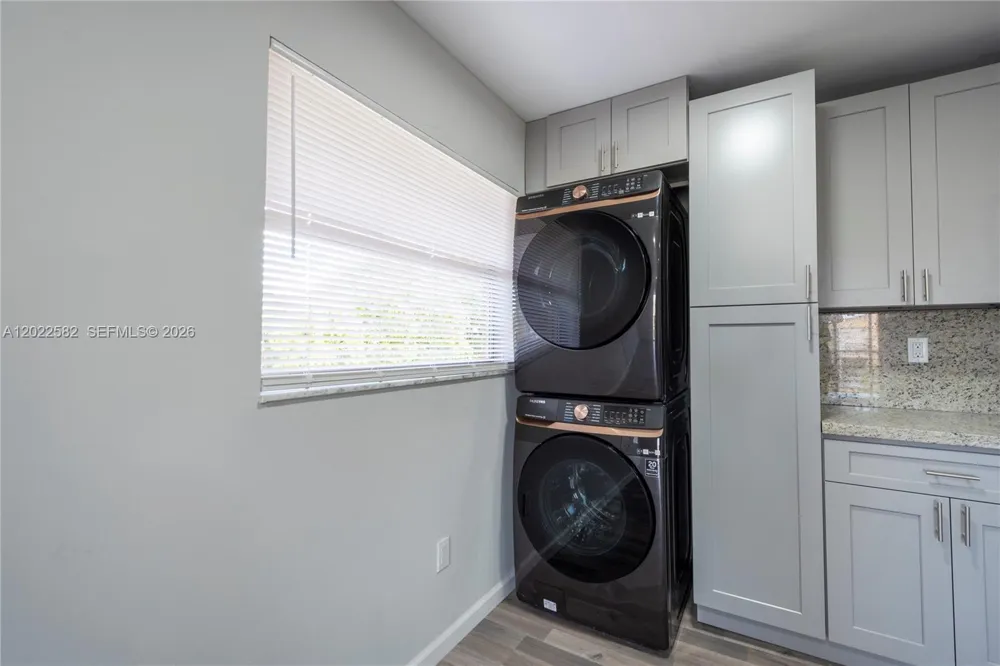 4111 Stirling Rd #509 Dania Beach, FL 33314