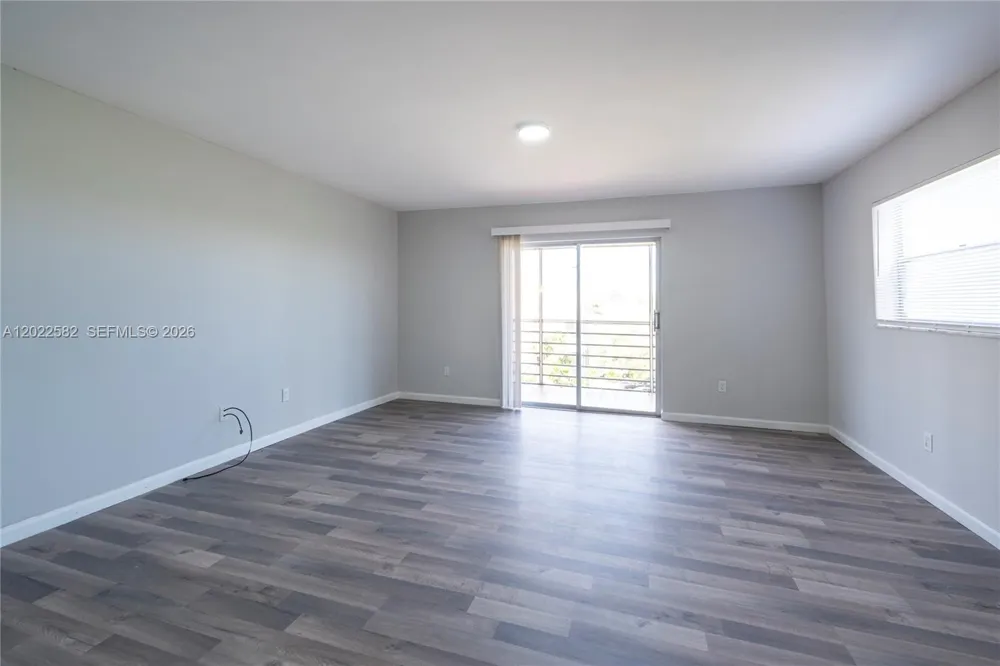 4111 Stirling Rd #509 Dania Beach, FL 33314