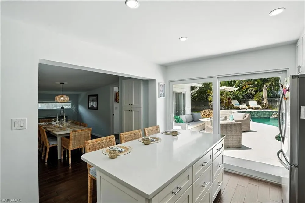 1063 22nd Avenue Naples, FL 34103