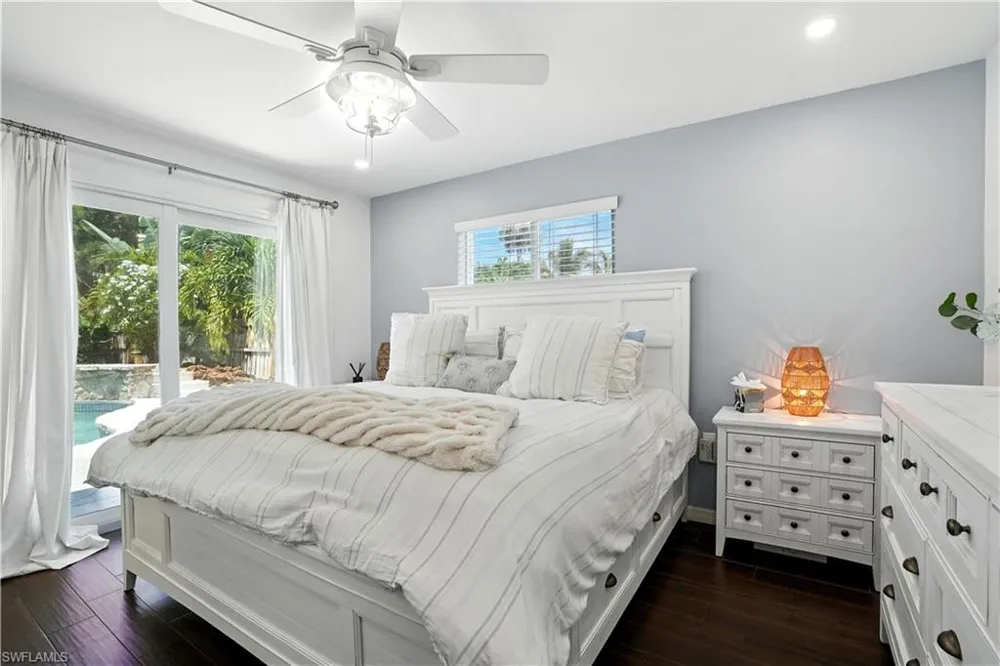 1063 22nd Avenue Naples, FL 34103
