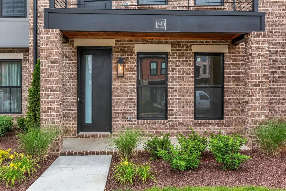 1413 Doc Johns Blvd Murfreesboro, TN 37128