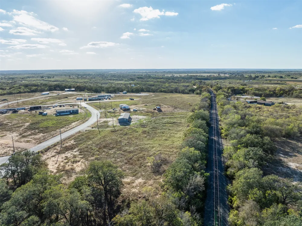 150 Azalea Corner Dale, TX 78616