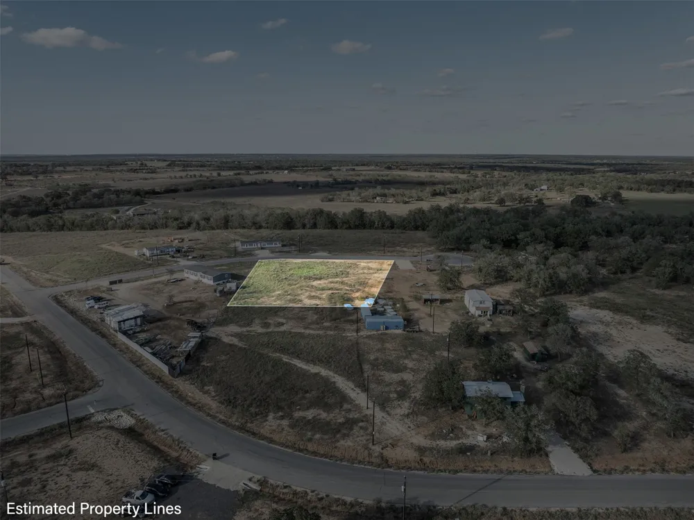 150 Azalea Corner Dale, TX 78616