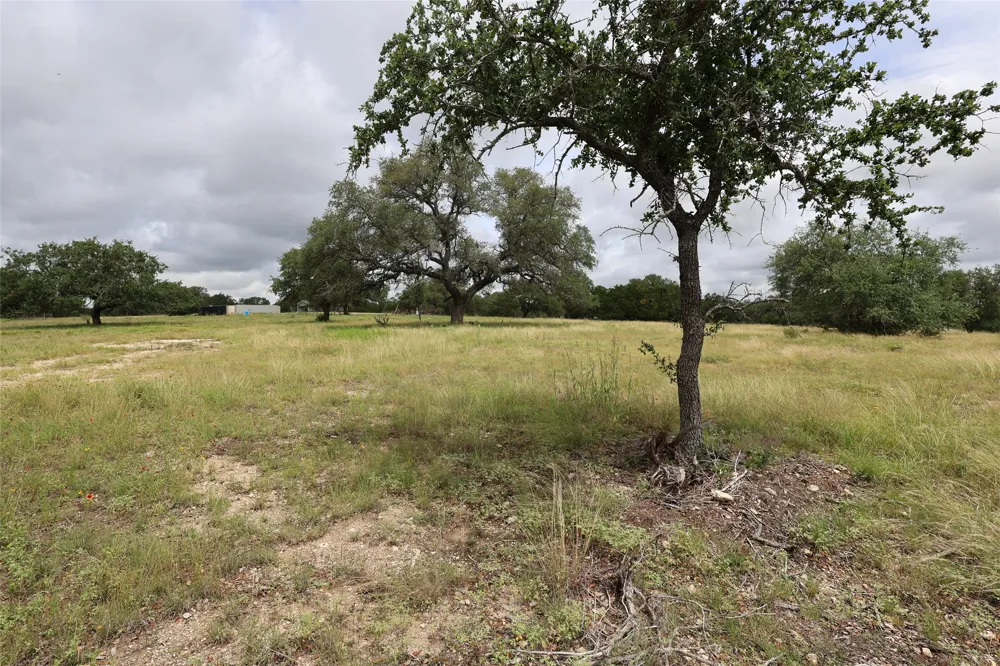1399 Klett Ranch Road Johnson City, TX 78636
