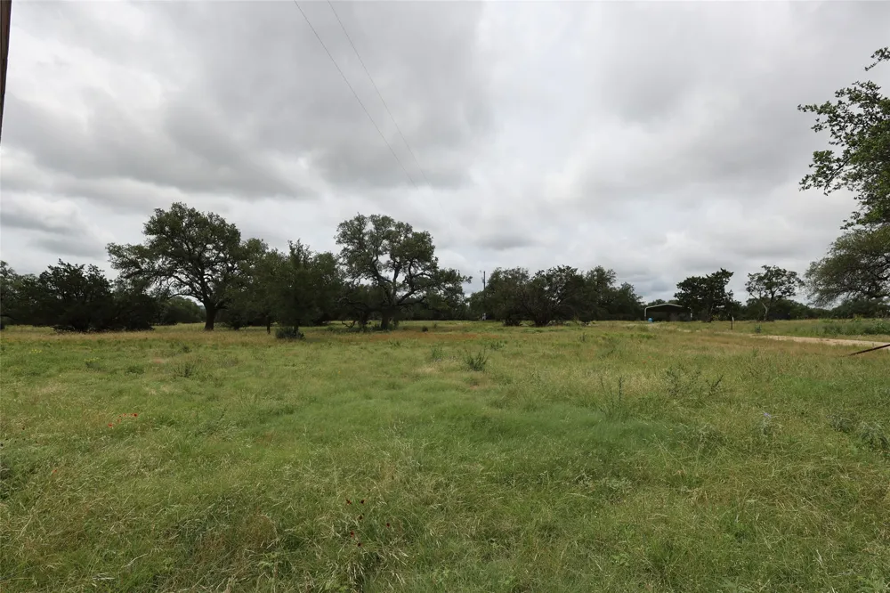 1399 Klett Ranch Road Johnson City, TX 78636
