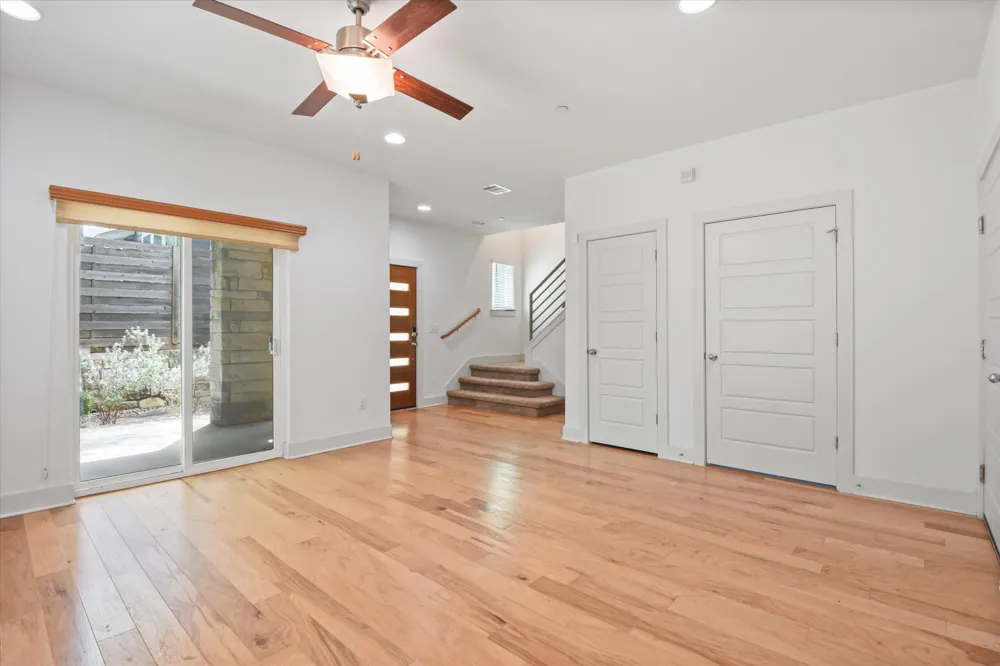 7209 Bassett Court Austin, TX 78741