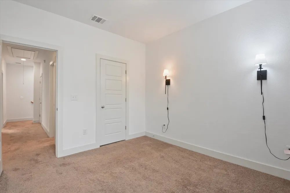 7209 Bassett Court Austin, TX 78741