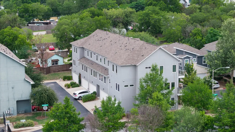 7209 Bassett Court Austin, TX 78741