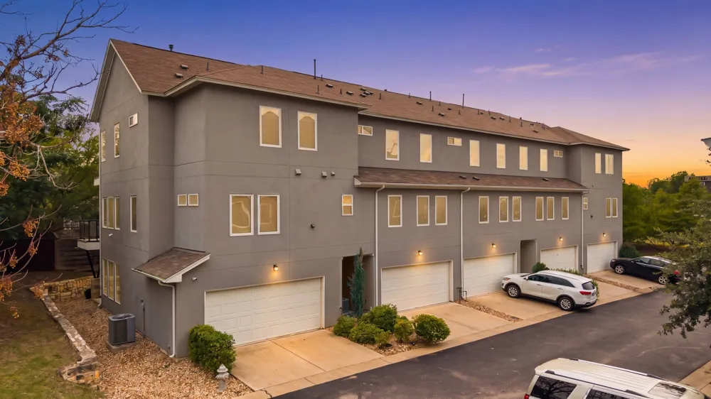 7209 Bassett Court Austin, TX 78741