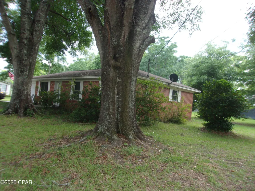 3330 Rolling Hills Circle #B Bonifay, FL 32425