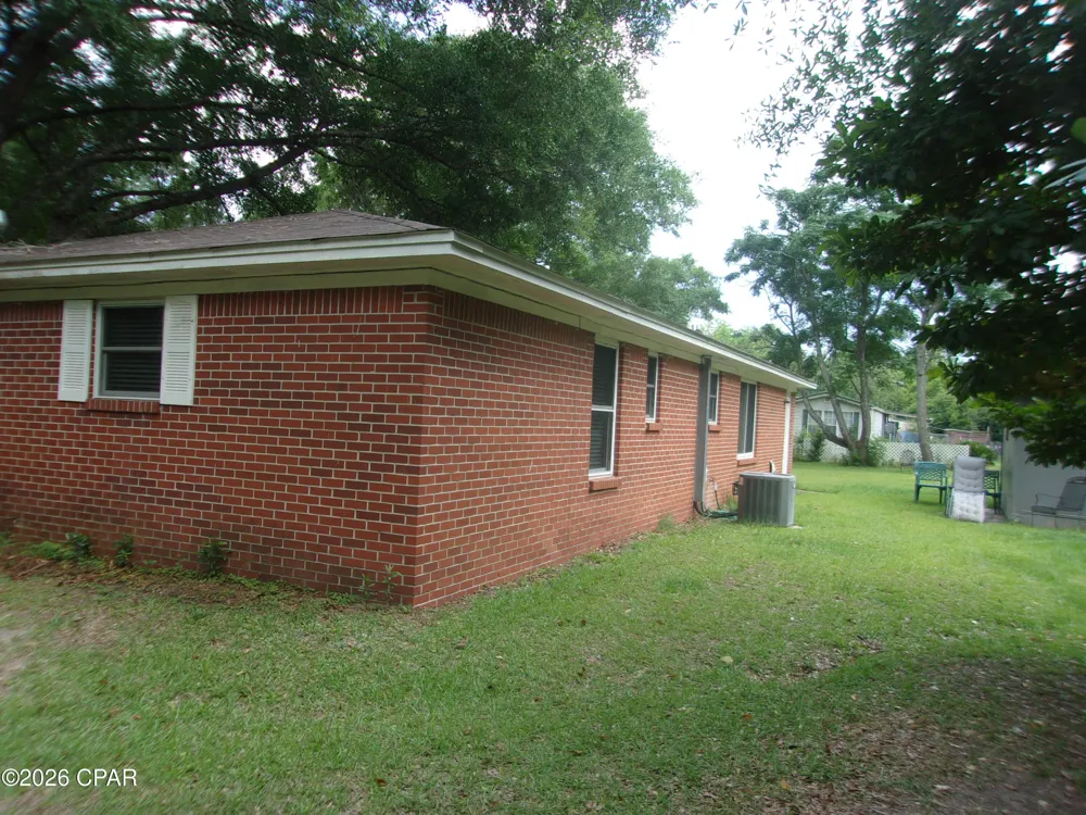 3330 Rolling Hills Circle #B Bonifay, FL 32425