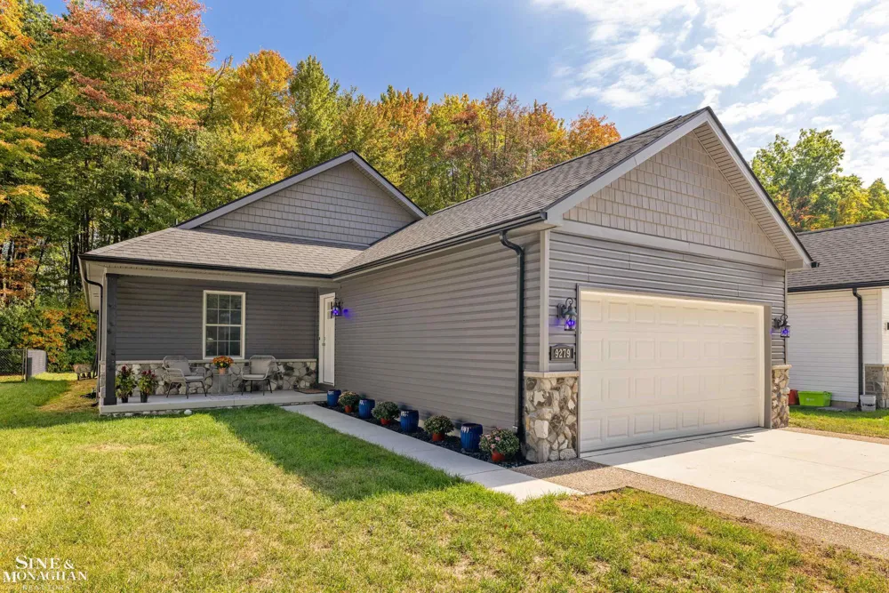 9279 Oakdale Street Clay Township, MI 48001