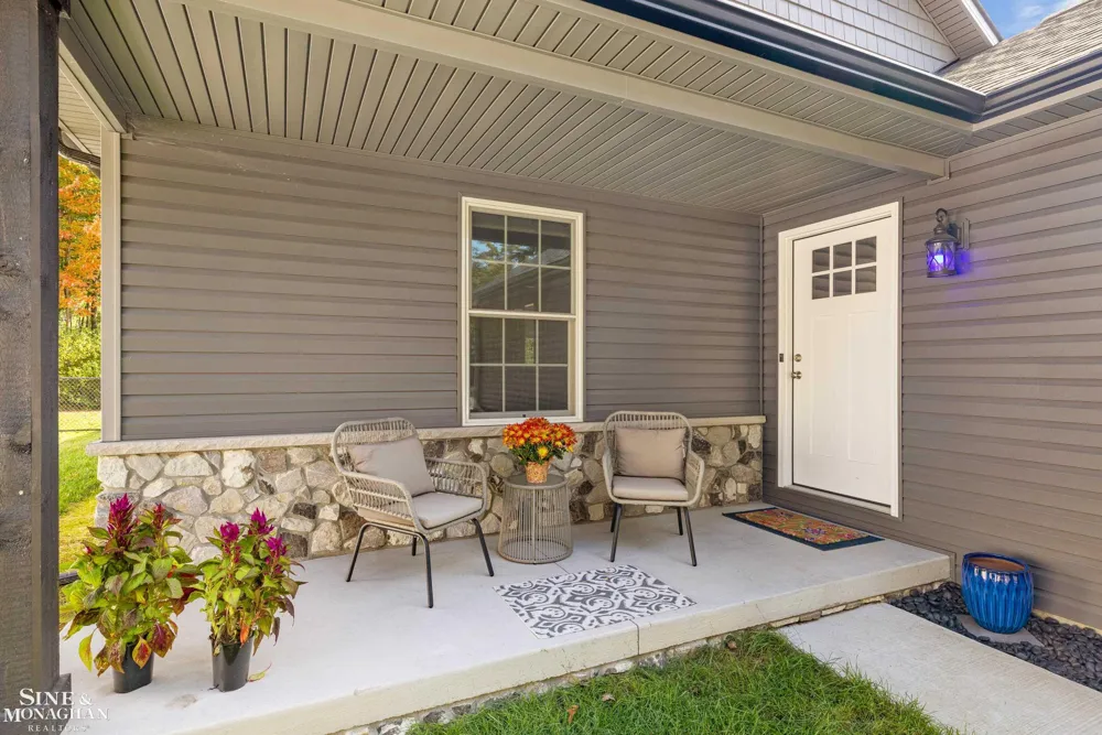 9279 Oakdale Street Clay Township, MI 48001