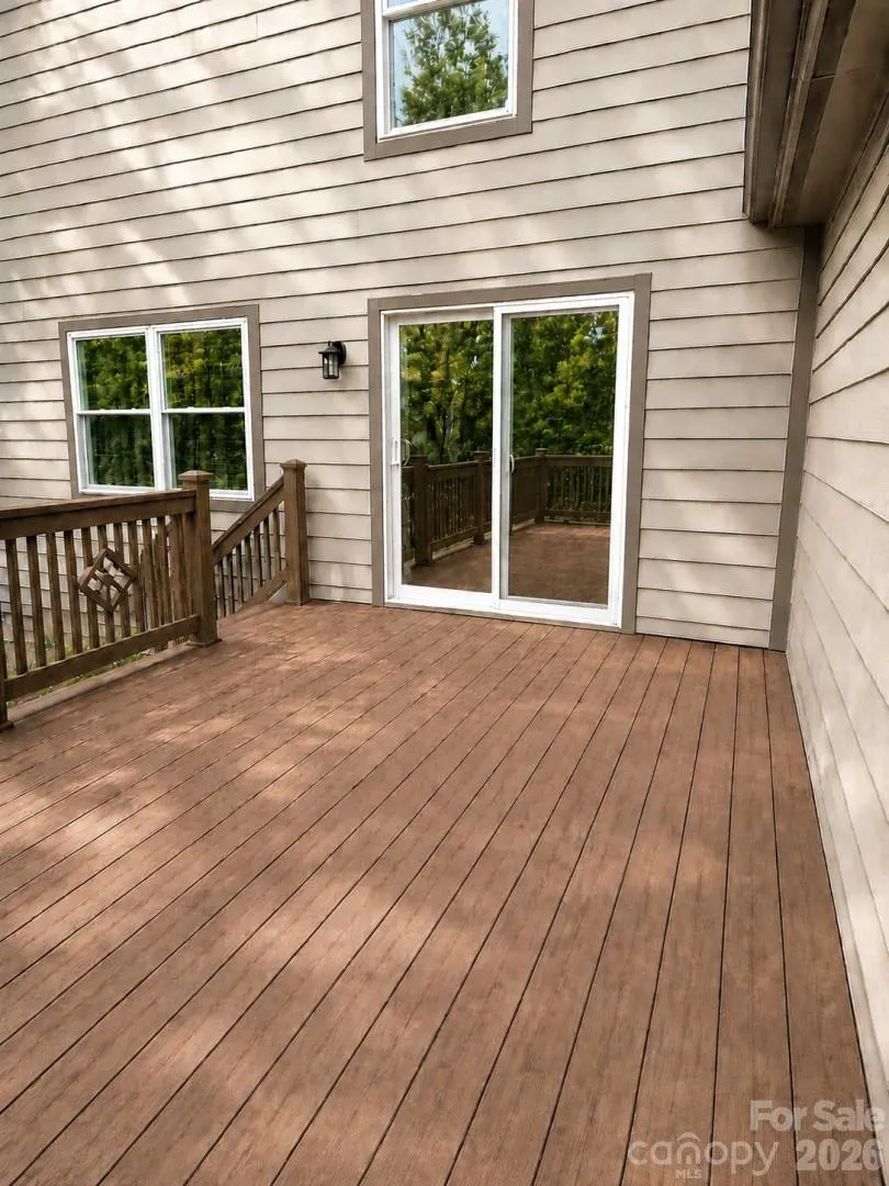 99 Willow Way Hendersonville, NC 28739