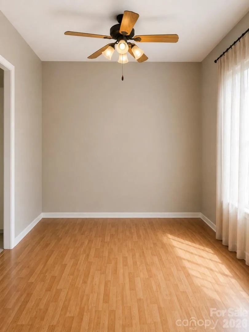 99 Willow Way Hendersonville, NC 28739