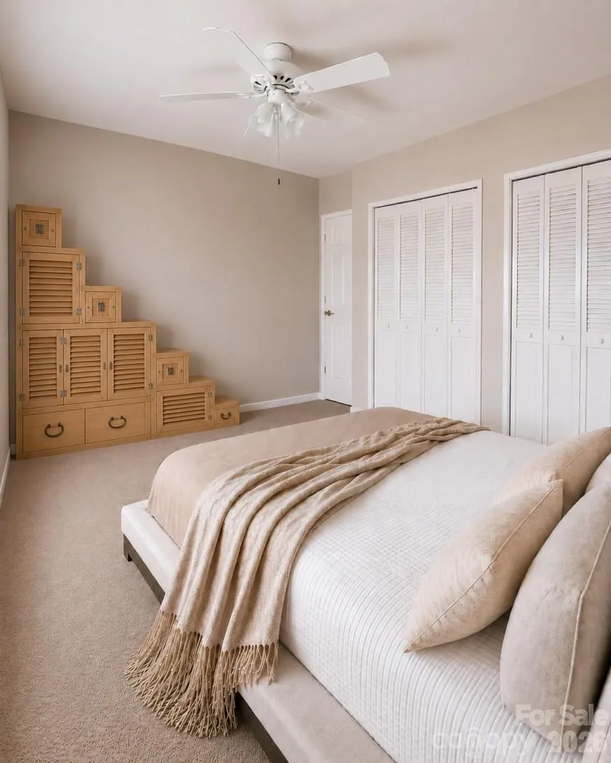 99 Willow Way Hendersonville, NC 28739